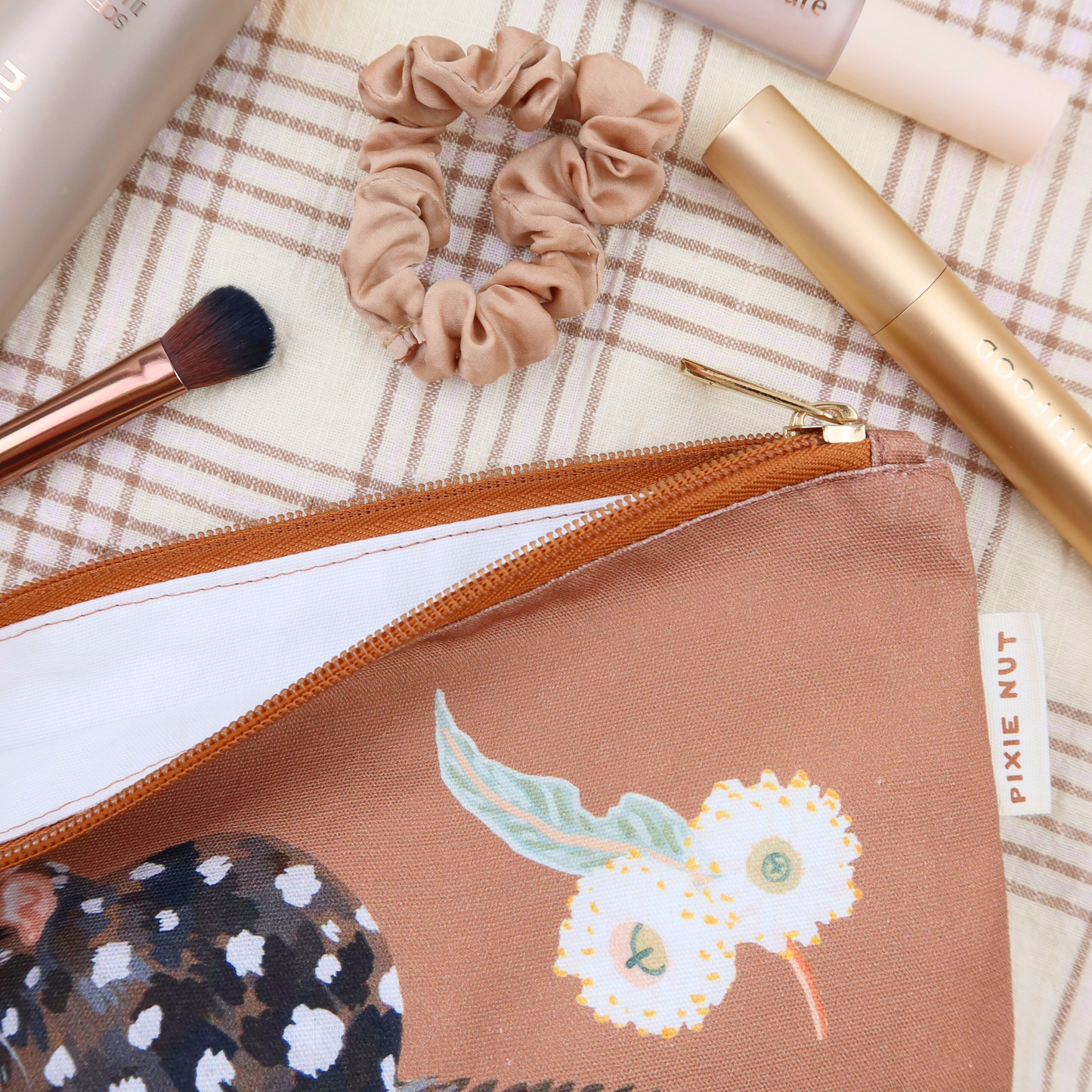 Quoll Australian Makeup Bag