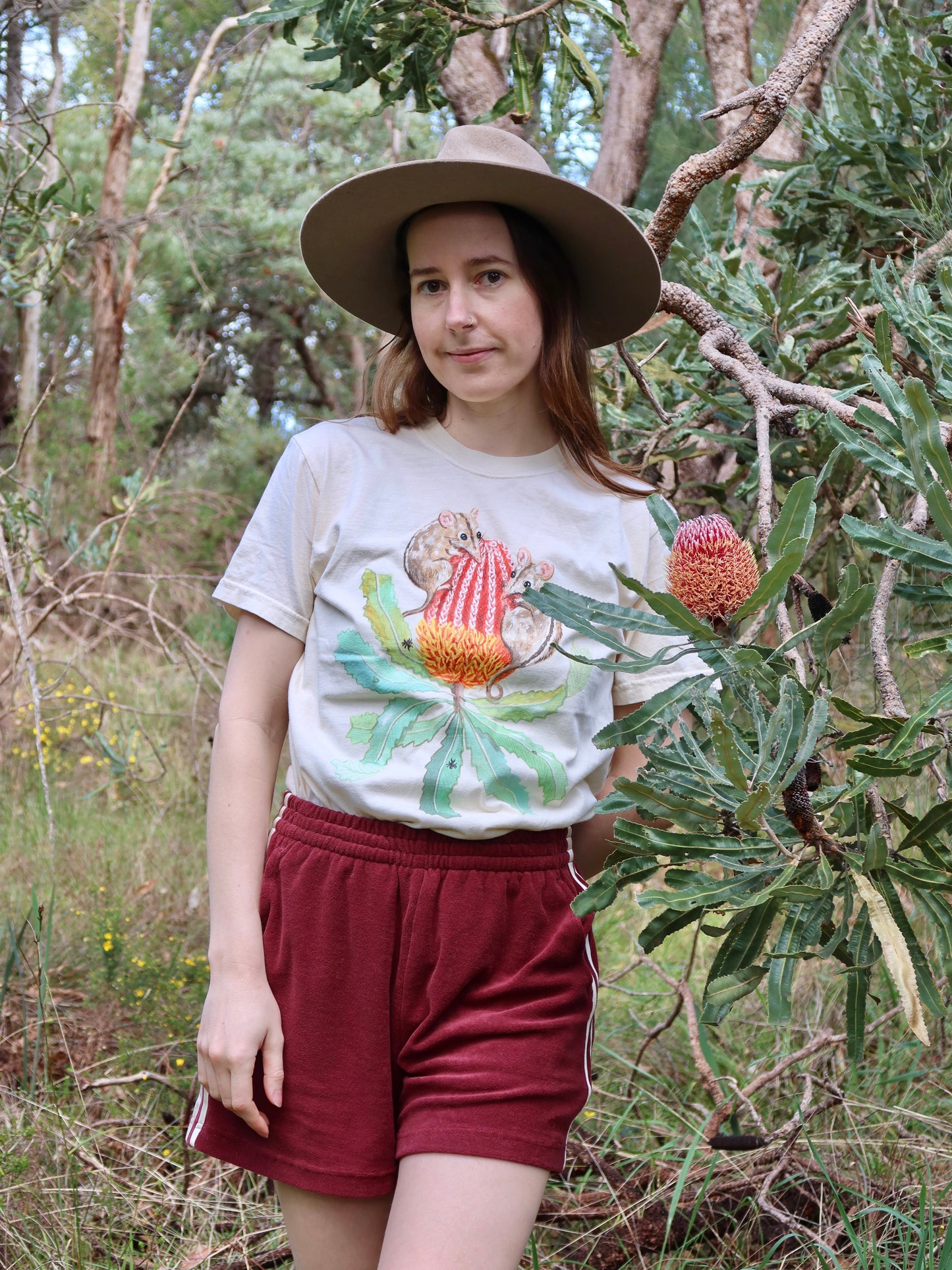 Honey Possum T-shirt ~ Ivory